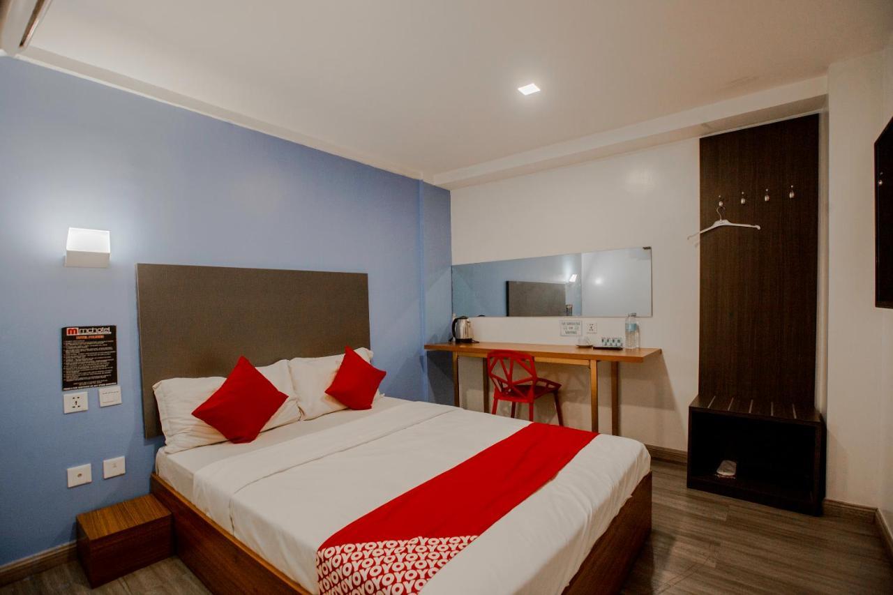 Oyo 666 Mc Hotel Fairview Cidade Quezon Exterior foto
